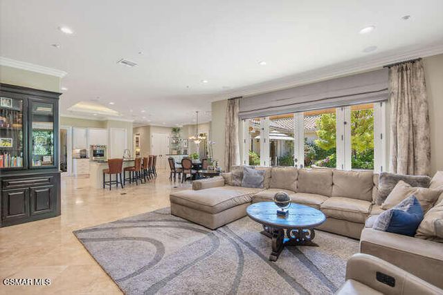 421 Whitegate Road, Newbury Park, CA 91320