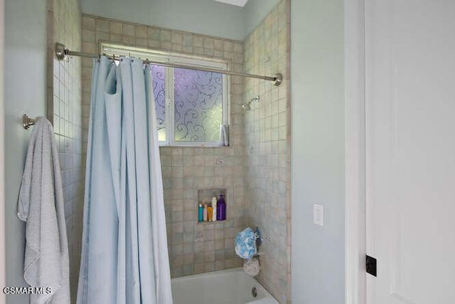 421 Whitegate Road, Newbury Park, CA 91320