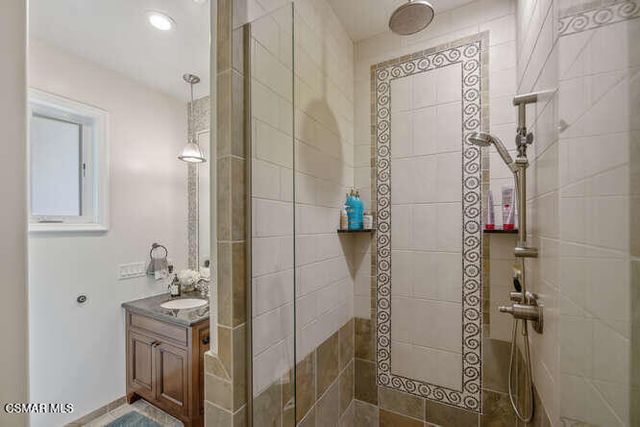 421 Whitegate Road, Newbury Park, CA 91320