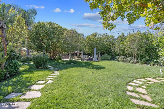 421 Whitegate Road, Newbury Park, CA 91320