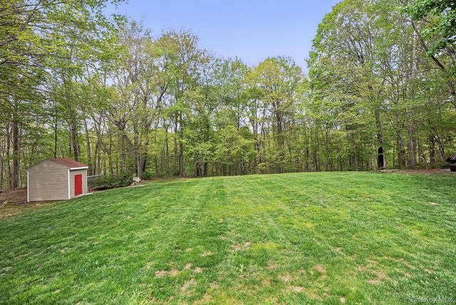 304 Church Road, Putnam Valley, NY 10579