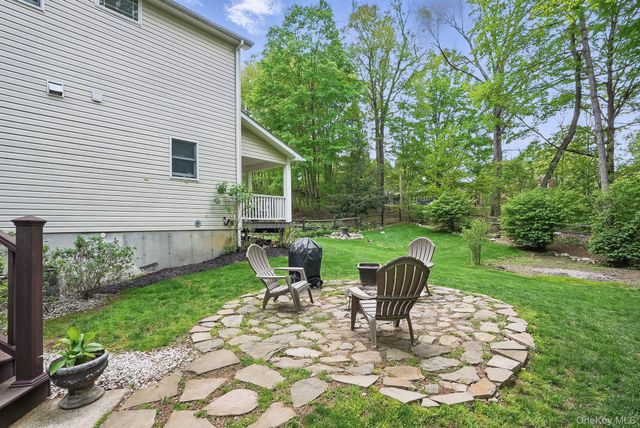 304 Church Road, Putnam Valley, NY 10579