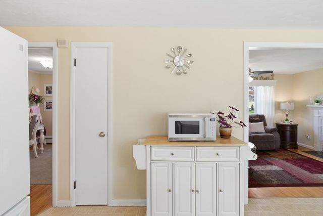 7 Joseph Ave, Westfield, MA 01085