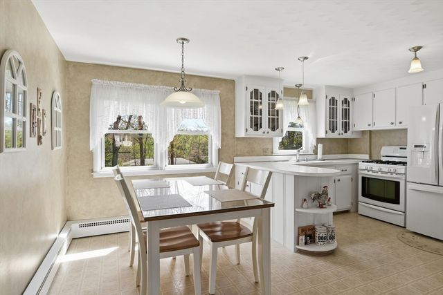 7 Joseph Ave, Westfield, MA 01085