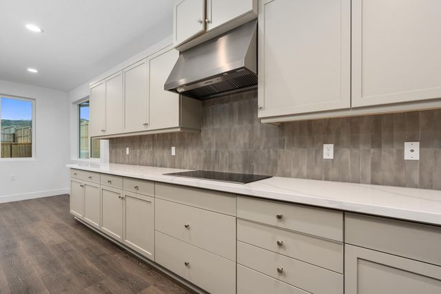 7945 Sierra Court, Friant, CA 93626
