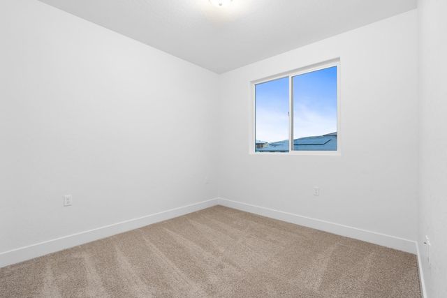 7945 Sierra Court, Friant, CA 93626
