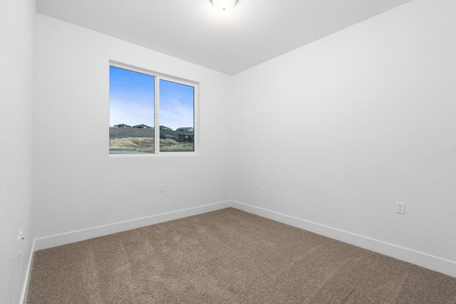 7945 Sierra Court, Friant, CA 93626