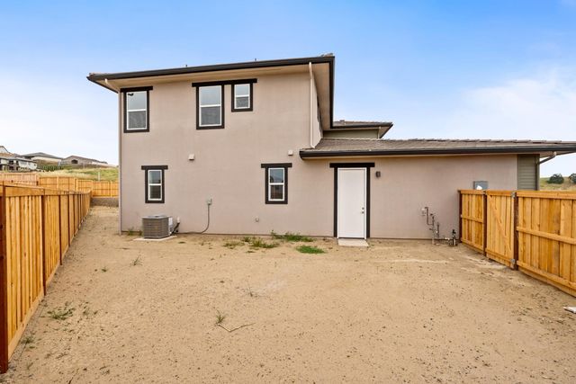 7945 Sierra Court, Friant, CA 93626