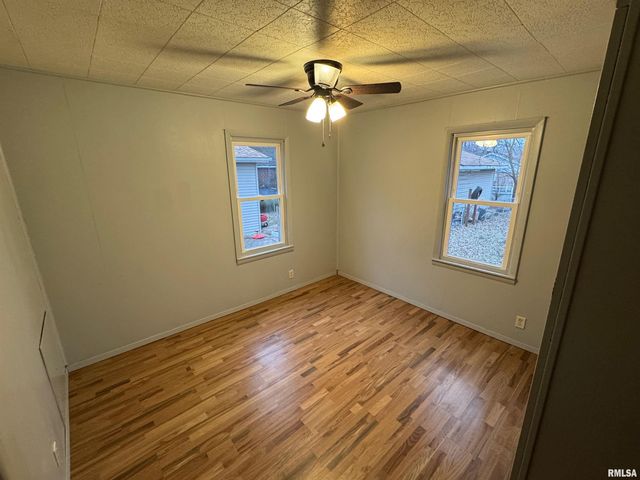 2019 S ELIZABETH Street, Peoria, IL 61605