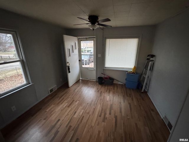 2019 S ELIZABETH Street, Peoria, IL 61605