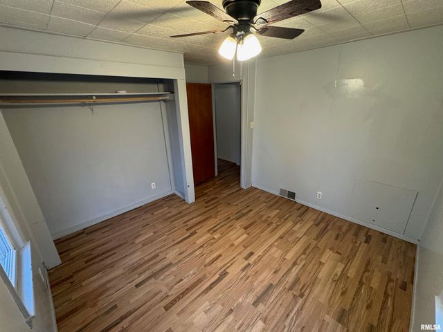 2019 S ELIZABETH Street, Peoria, IL 61605