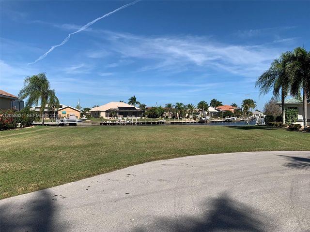 512 Andora Dr, Punta Gorda, FL 33950