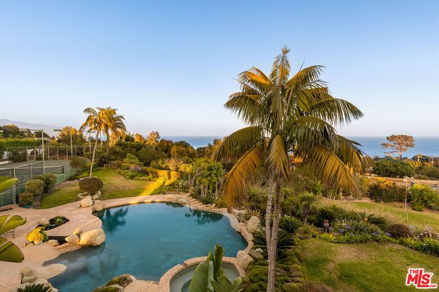 7160 Dume Drive, Malibu, CA 90265