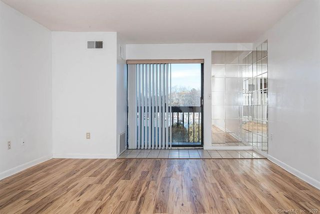 1323 Harbor View Drive 1323, Rocky Hill, CT 06067