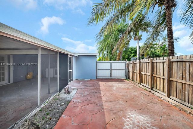 4525 SW 112th Pl, Miami, FL 33165