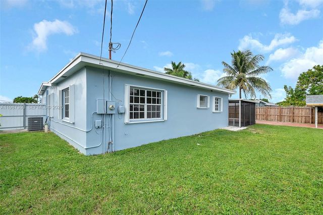 4525 SW 112th Pl, Miami, FL 33165