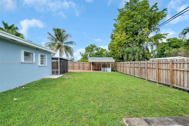 4525 SW 112th Pl, Miami, FL 33165