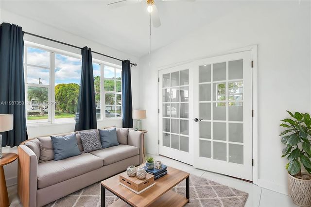 4525 SW 112th Pl, Miami, FL 33165