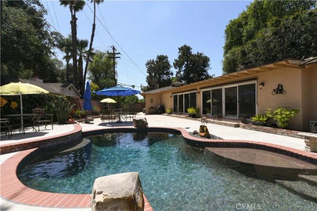 5382 Brighton, Riverside, CA 92504