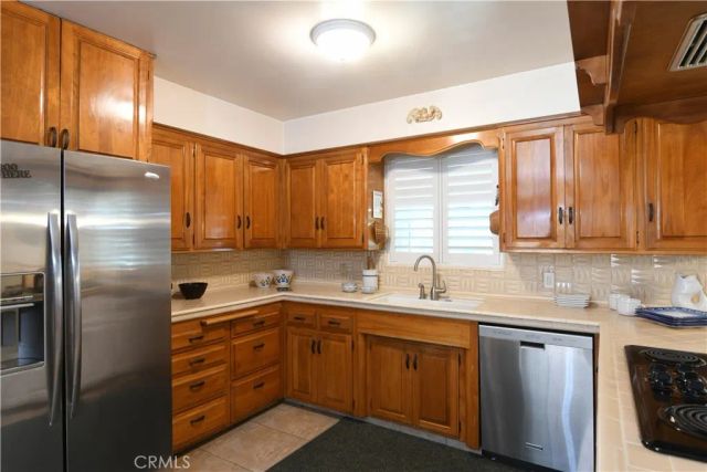 5382 Brighton, Riverside, CA 92504