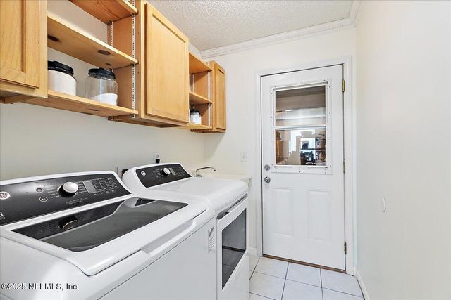 2077 BRIGHTON BAY Trail, Jacksonville, FL 32246