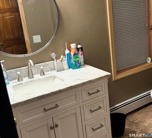 10 Texas Heights Road, Plainfield, CT 06374