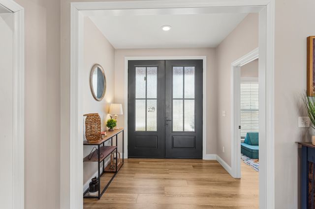 203 N Niles Avenue, Tuscola, IL 61953