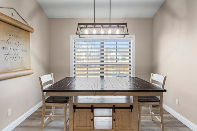 203 N Niles Avenue, Tuscola, IL 61953