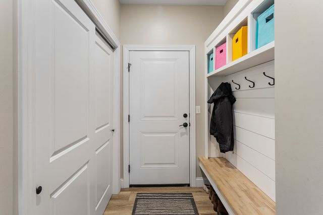 203 N Niles Avenue, Tuscola, IL 61953