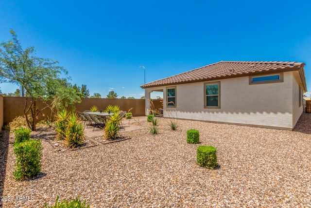 43 E CAPRICORN Way, Chandler, AZ 85249