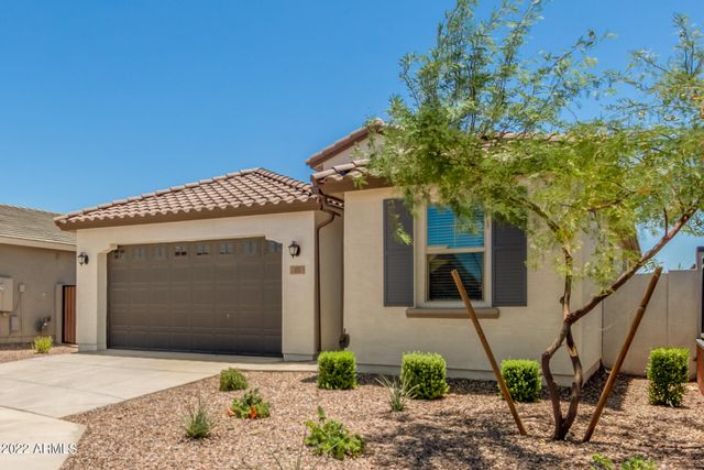 43 E CAPRICORN Way, Chandler, AZ 85249