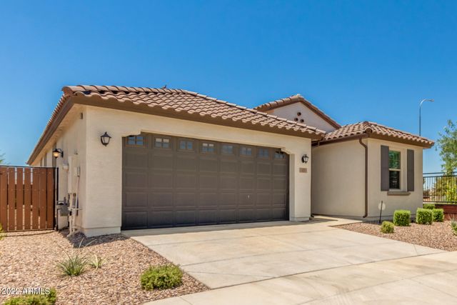 43 E CAPRICORN Way, Chandler, AZ 85249