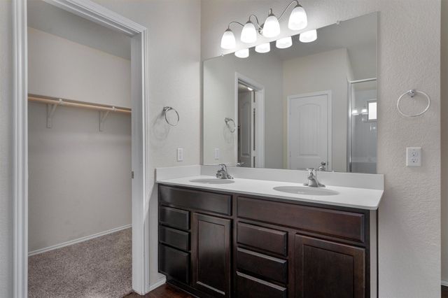 122 Beth Ann LOOP, Taylor, TX 76574