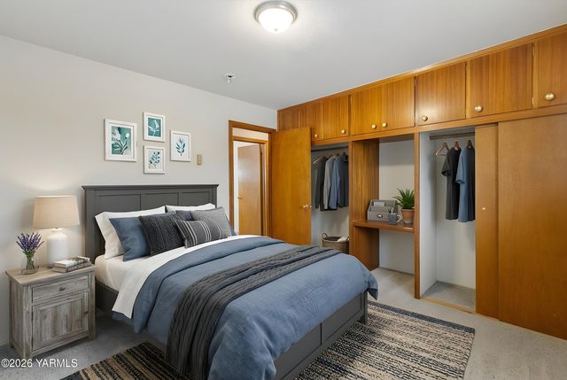 2907 S 3rd St, Union Gap, WA 98903