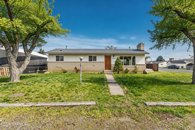 2907 S 3rd St, Union Gap, WA 98903