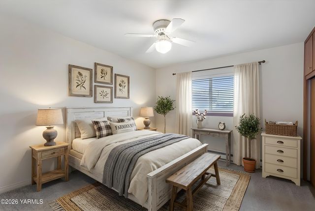 2907 S 3rd St, Union Gap, WA 98903