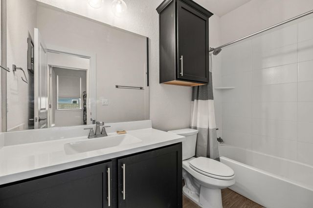6205 Dumfries LN, Austin, TX 78744