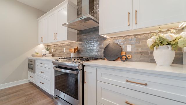 8201 Alexander Street, Schererville, IN 46375