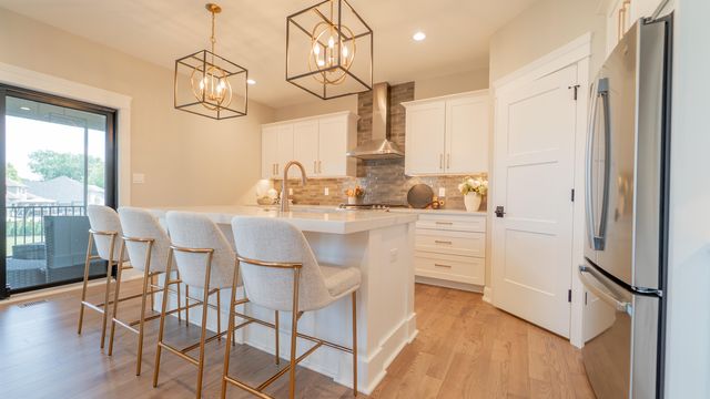 8201 Alexander Street, Schererville, IN 46375
