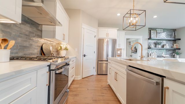 8201 Alexander Street, Schererville, IN 46375