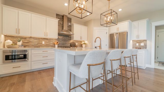 8201 Alexander Street, Schererville, IN 46375