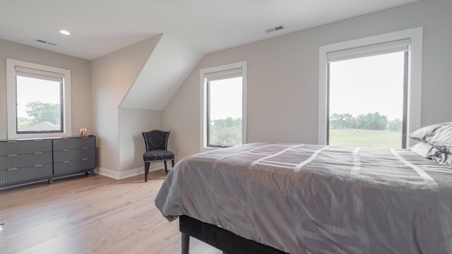8201 Alexander Street, Schererville, IN 46375