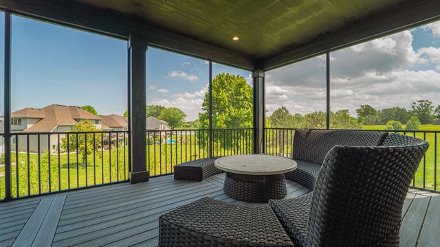 8201 Alexander Street, Schererville, IN 46375