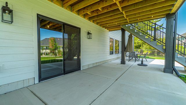 8201 Alexander Street, Schererville, IN 46375