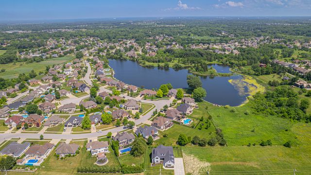 8201 Alexander Street, Schererville, IN 46375