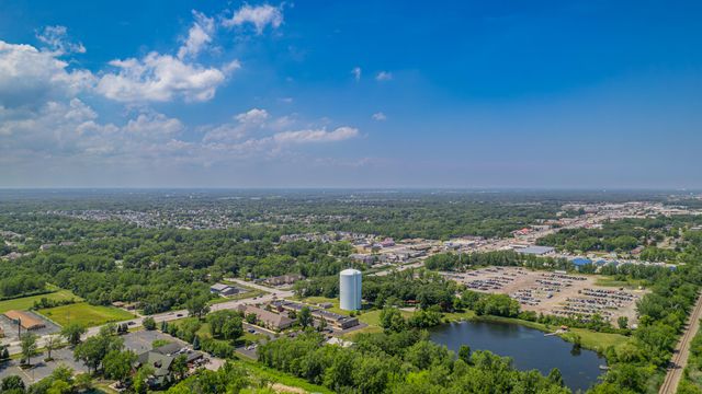 8201 Alexander Street, Schererville, IN 46375