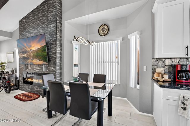 12213 N Chama Drive Unit 1, Fountain Hills, AZ 85268