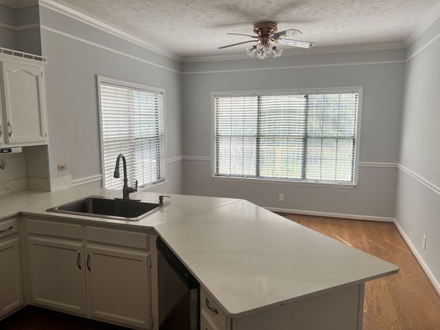 6137 Bradford Hills Dr, Nashville, TN 37211