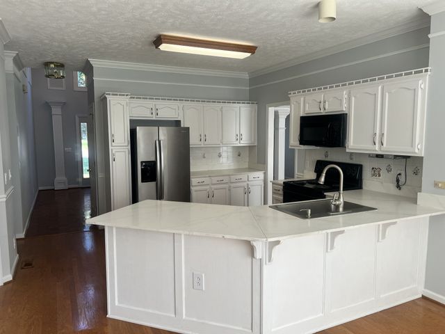 6137 Bradford Hills Dr, Nashville, TN 37211