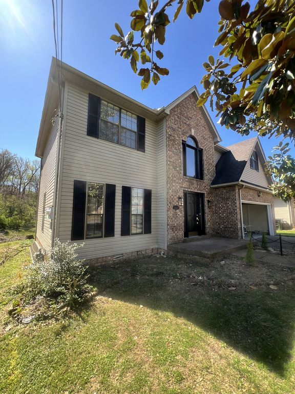 6137 Bradford Hills Dr, Nashville, TN 37211